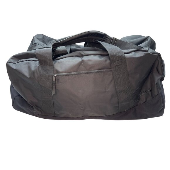 L.L. Bean Black Nylon Duffel Bag With Adjustable Strap & Embroidered Logo C322 - Picture 1 of 13
